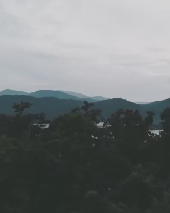 Virginia mountains skyline
